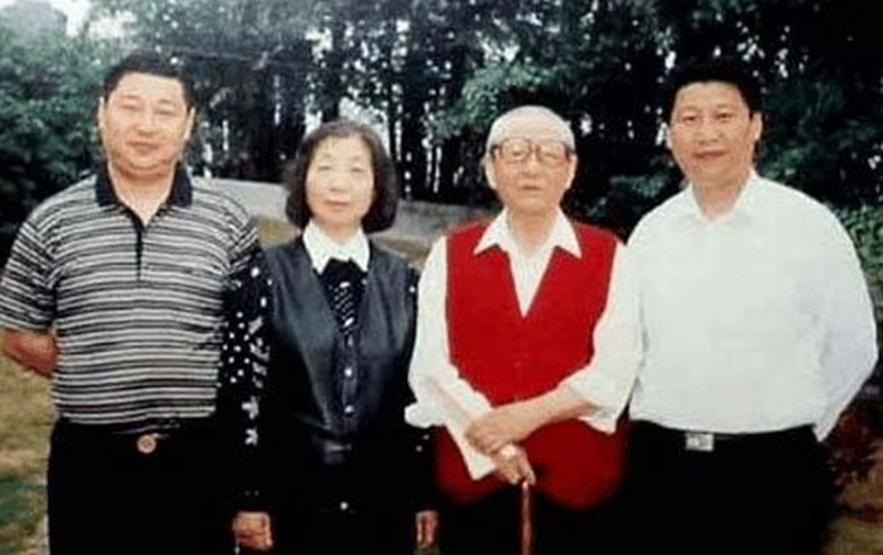 今天，让我们重温习近平写给父亲的一封信