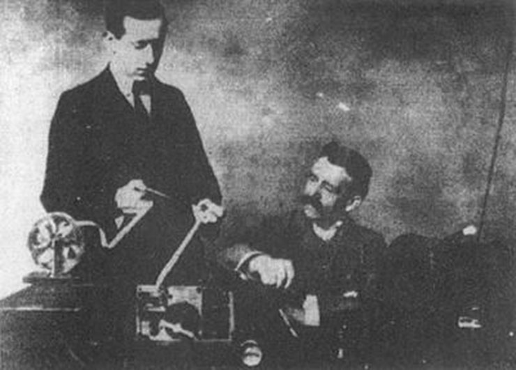 1901年无线电.jpg
