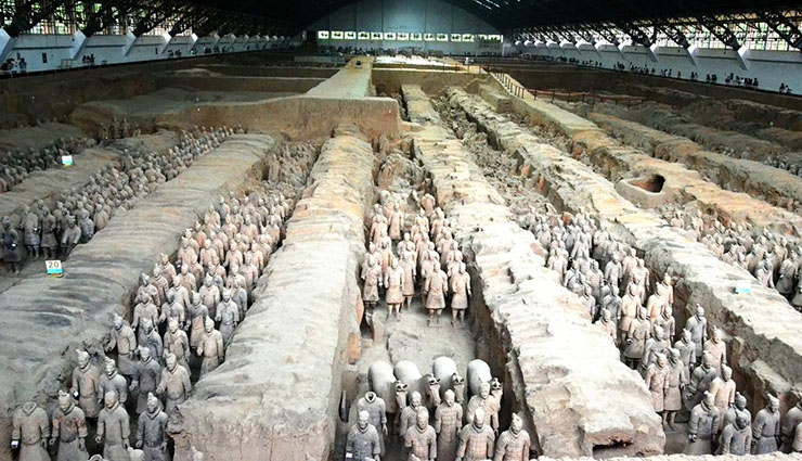 秦兵马俑.jpg